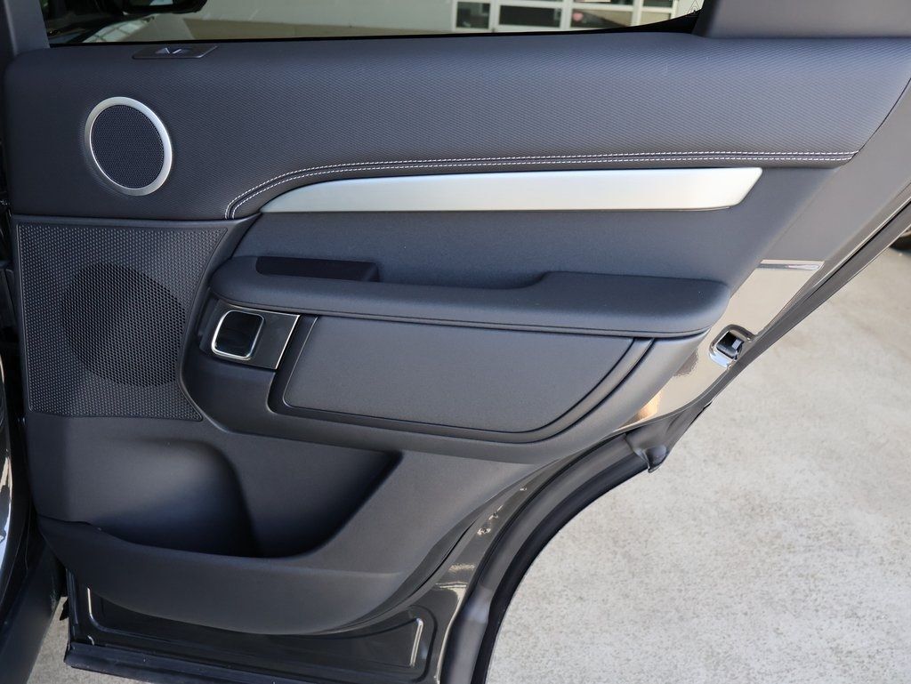 2025 Land Rover Discovery Dynamic SE San Clemente CA