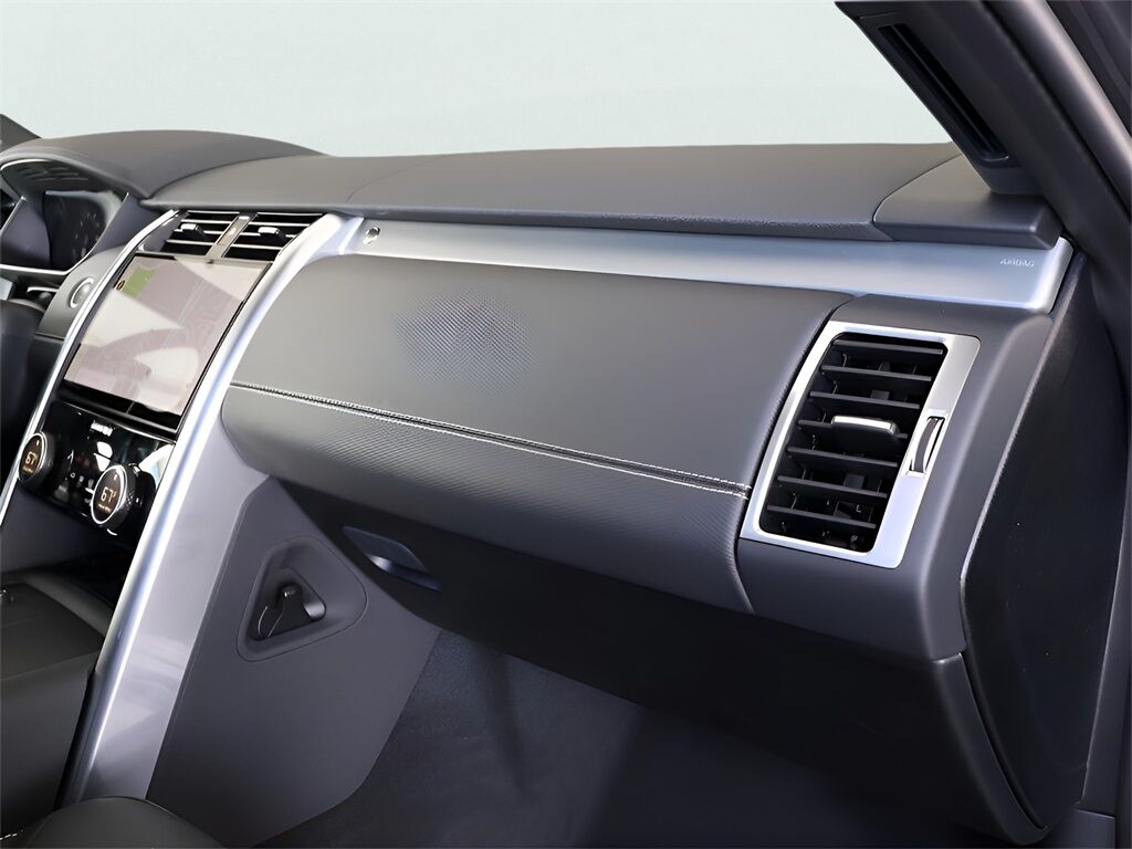 2025 Land Rover Discovery Dynamic SE San Clemente CA