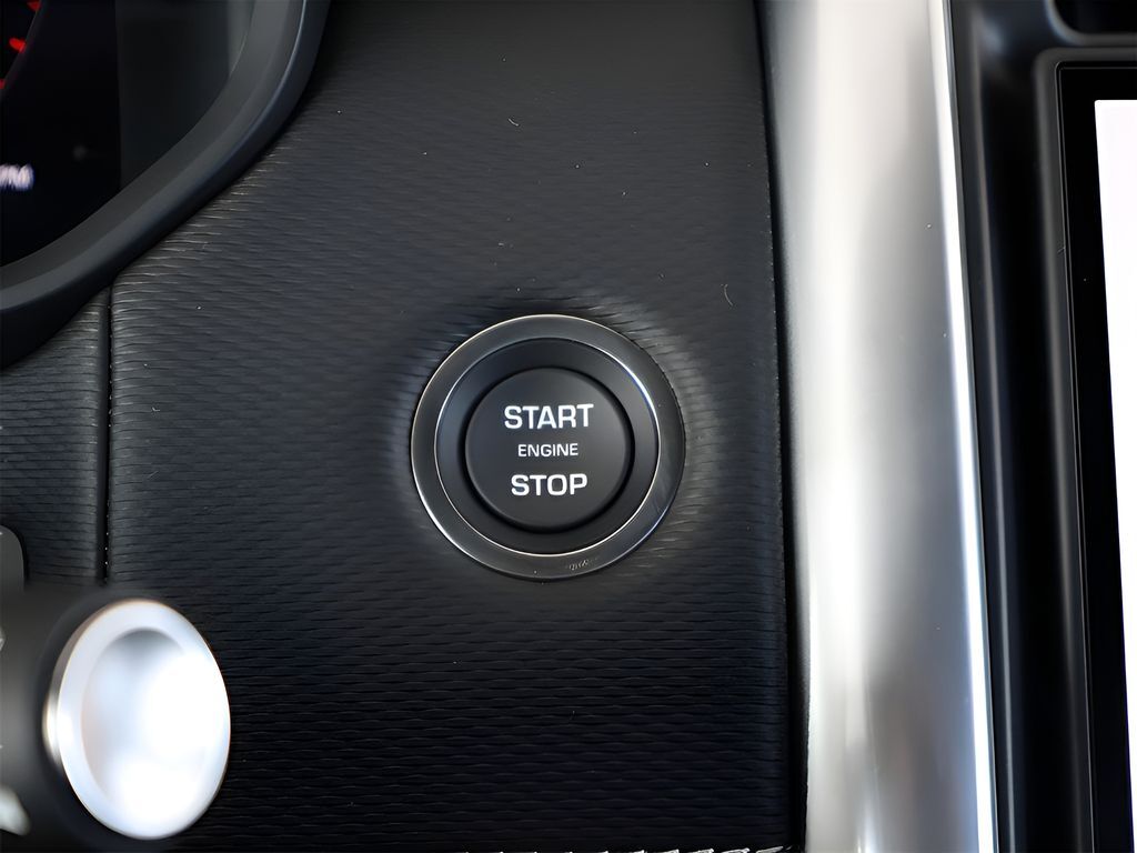 2025 Land Rover Discovery Dynamic SE San Clemente CA