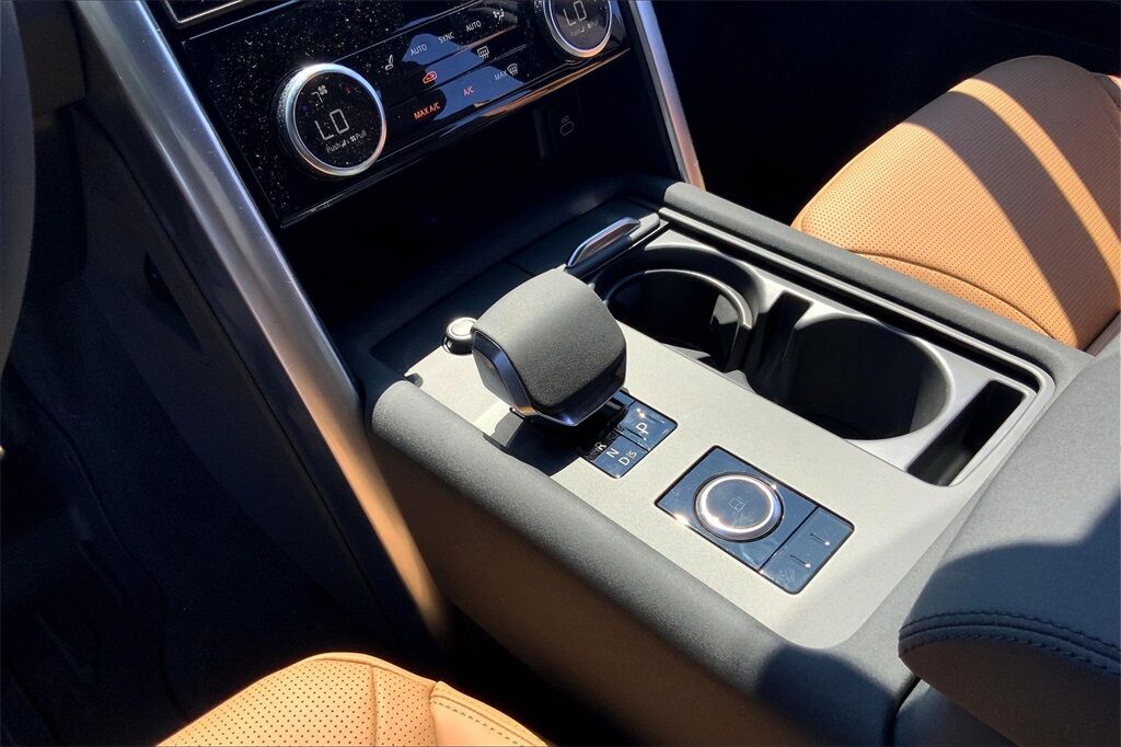 2025 Land Rover Discovery Dynamic SE San Jose CA