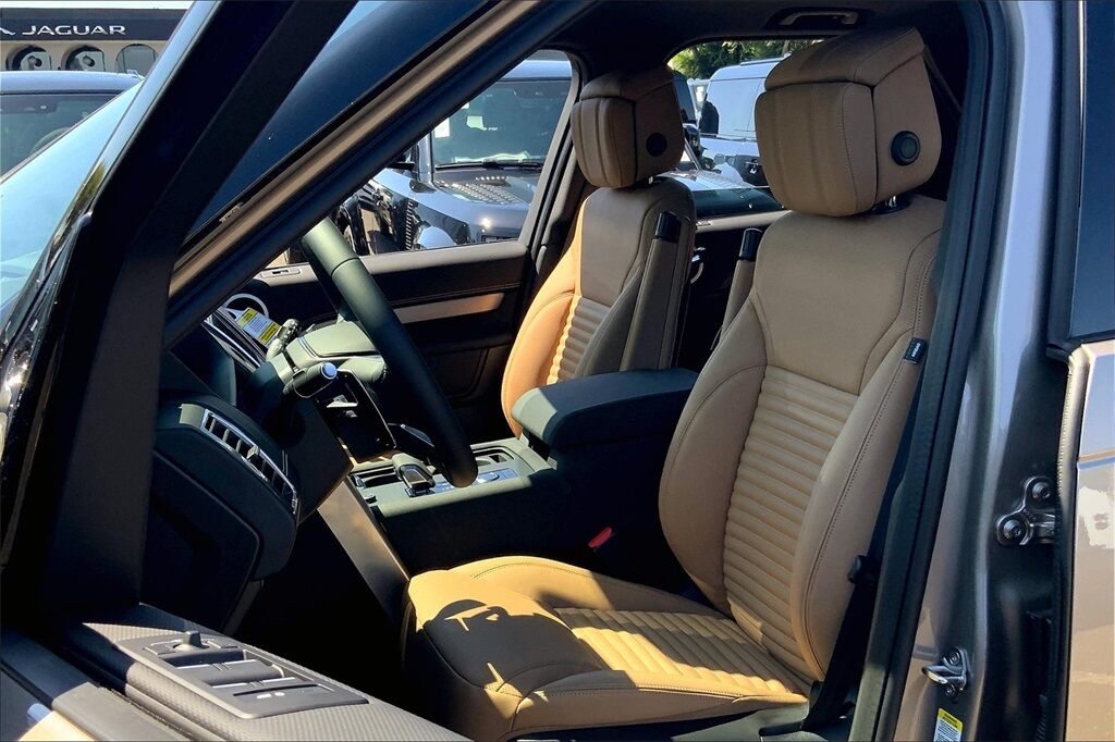 2025 Land Rover Discovery Dynamic SE San Jose CA