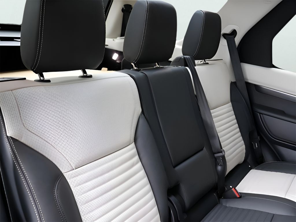 2025 Land Rover Discovery Metropolitan Edition San Clemente CA