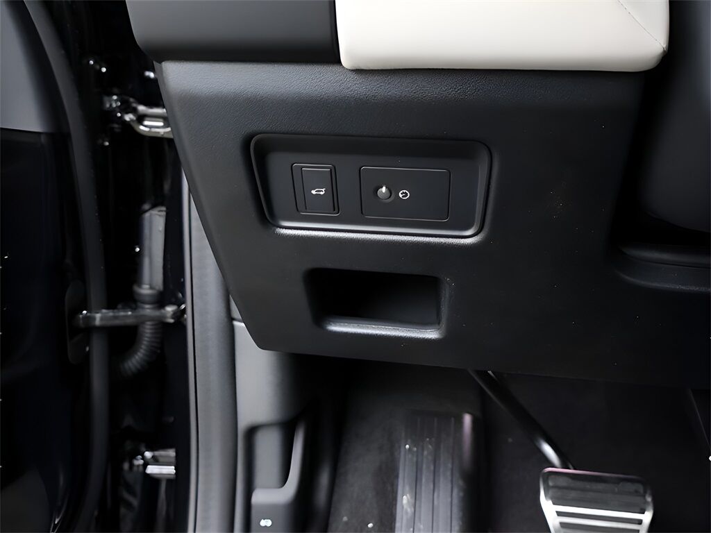 2025 Land Rover Discovery Metropolitan Edition San Clemente CA