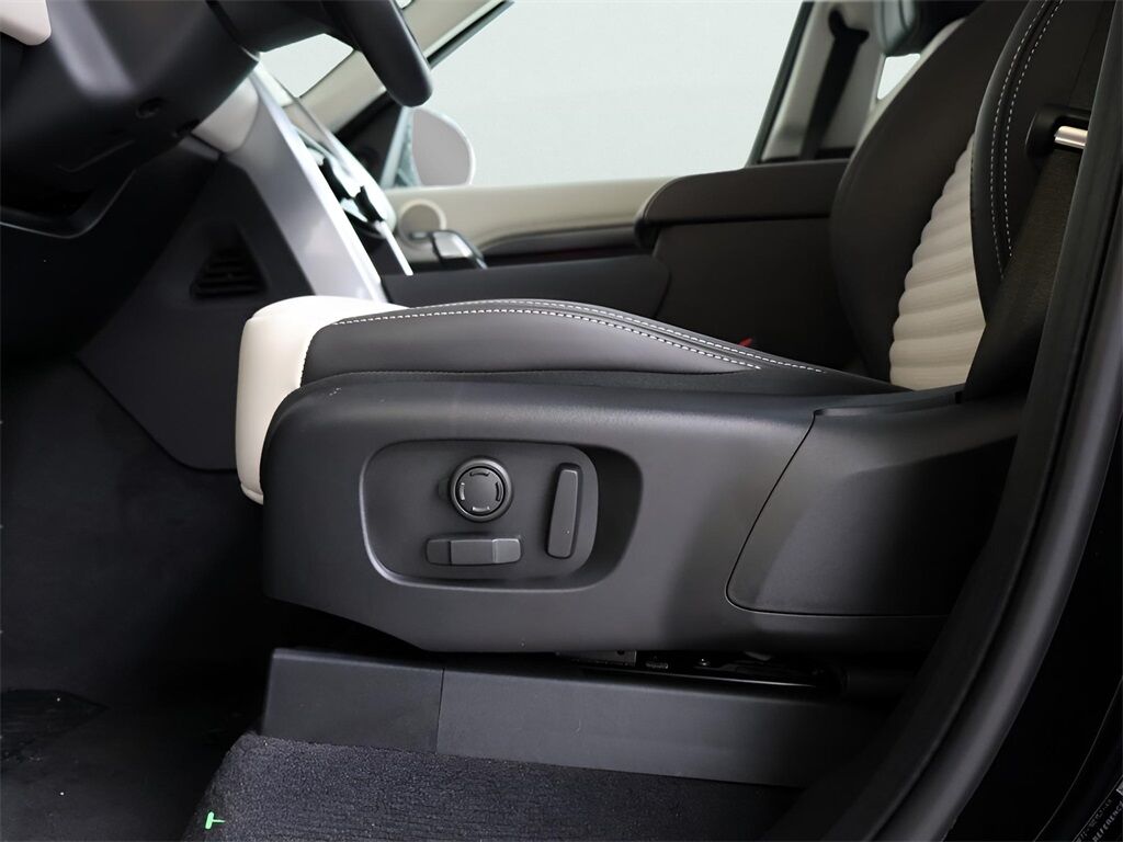 2025 Land Rover Discovery Metropolitan Edition San Clemente CA