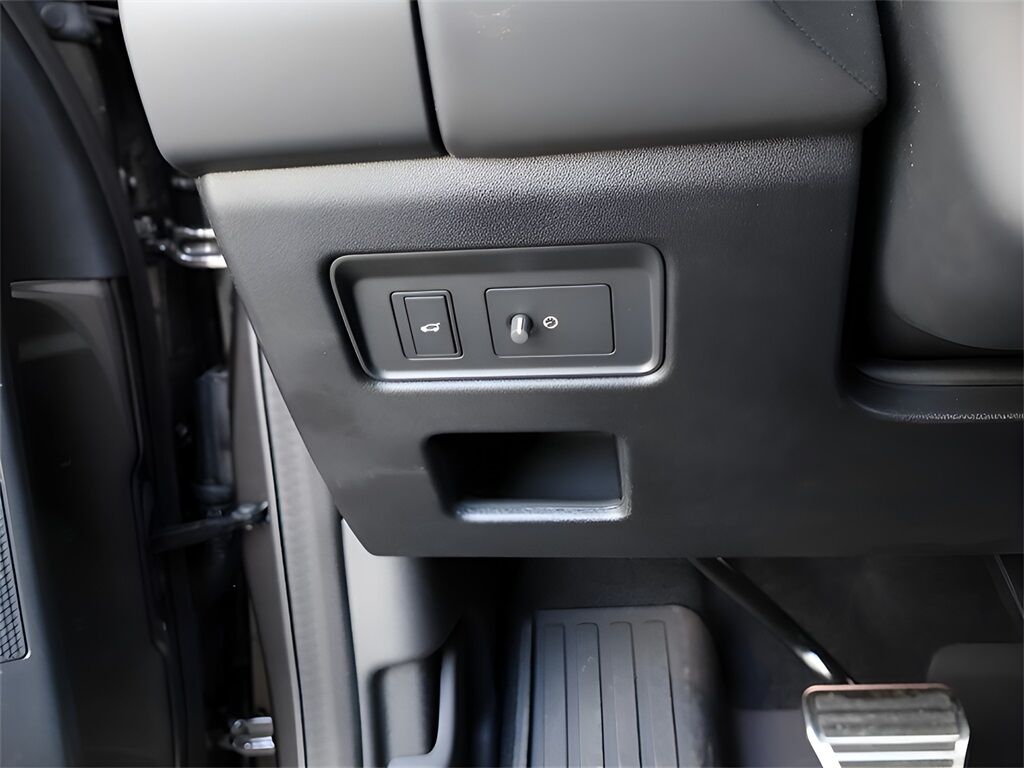 2025 Land Rover Discovery Metropolitan Edition San Clemente CA