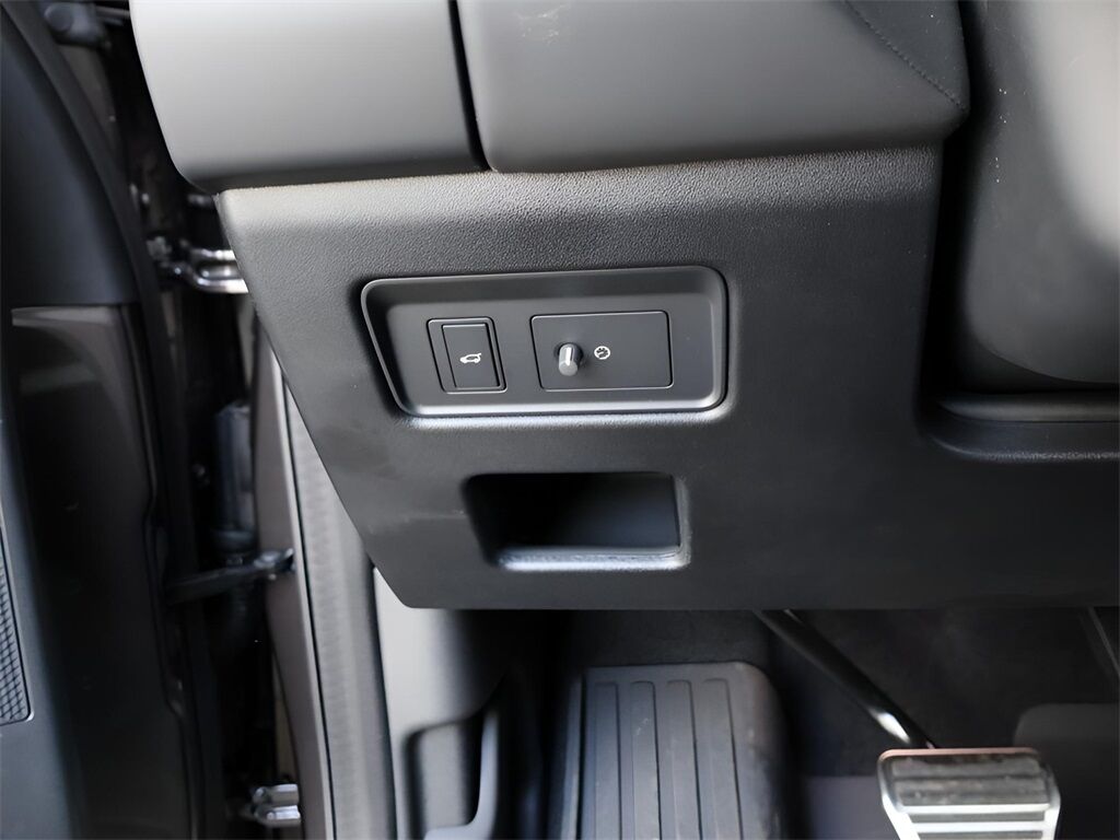 2025 Land Rover Discovery Metropolitan Edition San Clemente CA