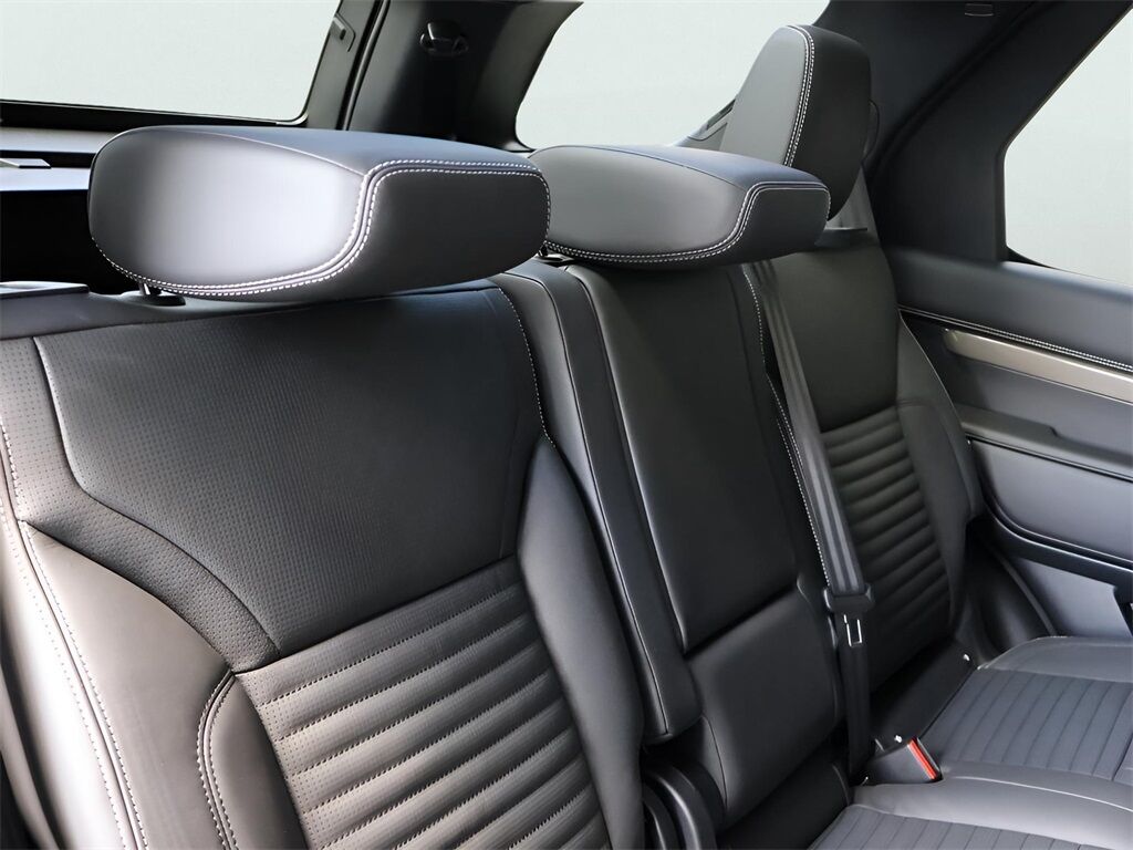 2025 Land Rover Discovery Metropolitan Edition San Clemente CA