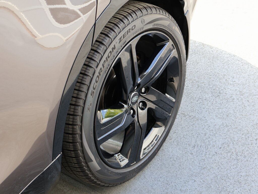 2025 Land Rover Discovery Metropolitan Edition San Clemente CA