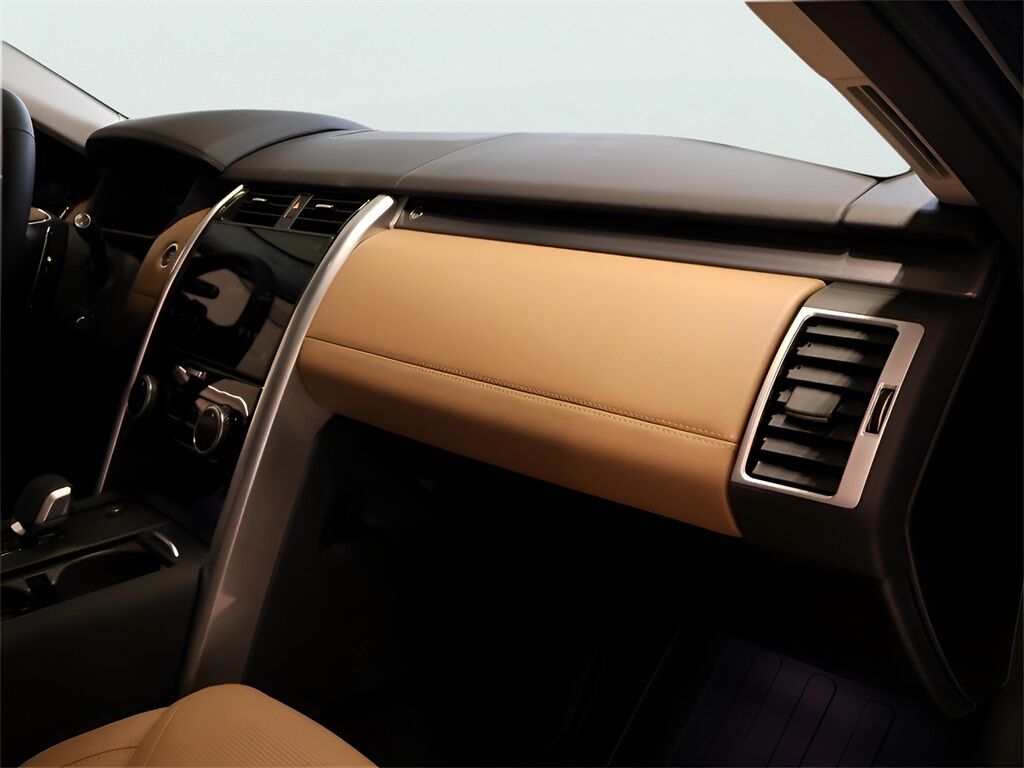 2025 Land Rover Discovery Metropolitan Edition San Clemente CA