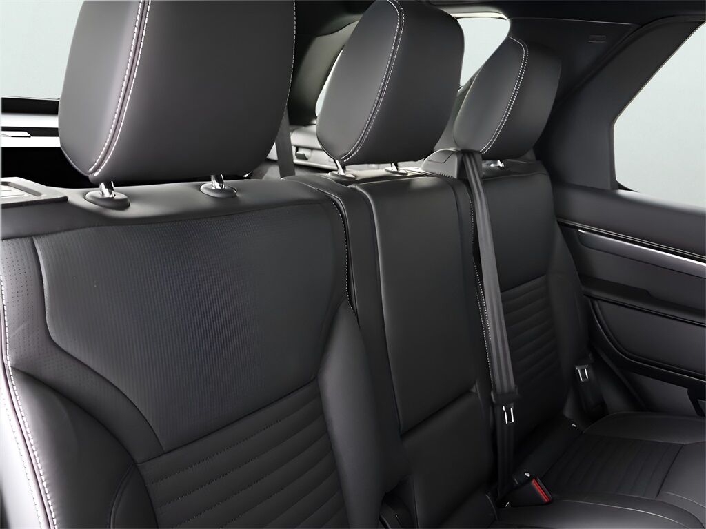 2025 Land Rover Discovery Metropolitan Edition San Clemente CA