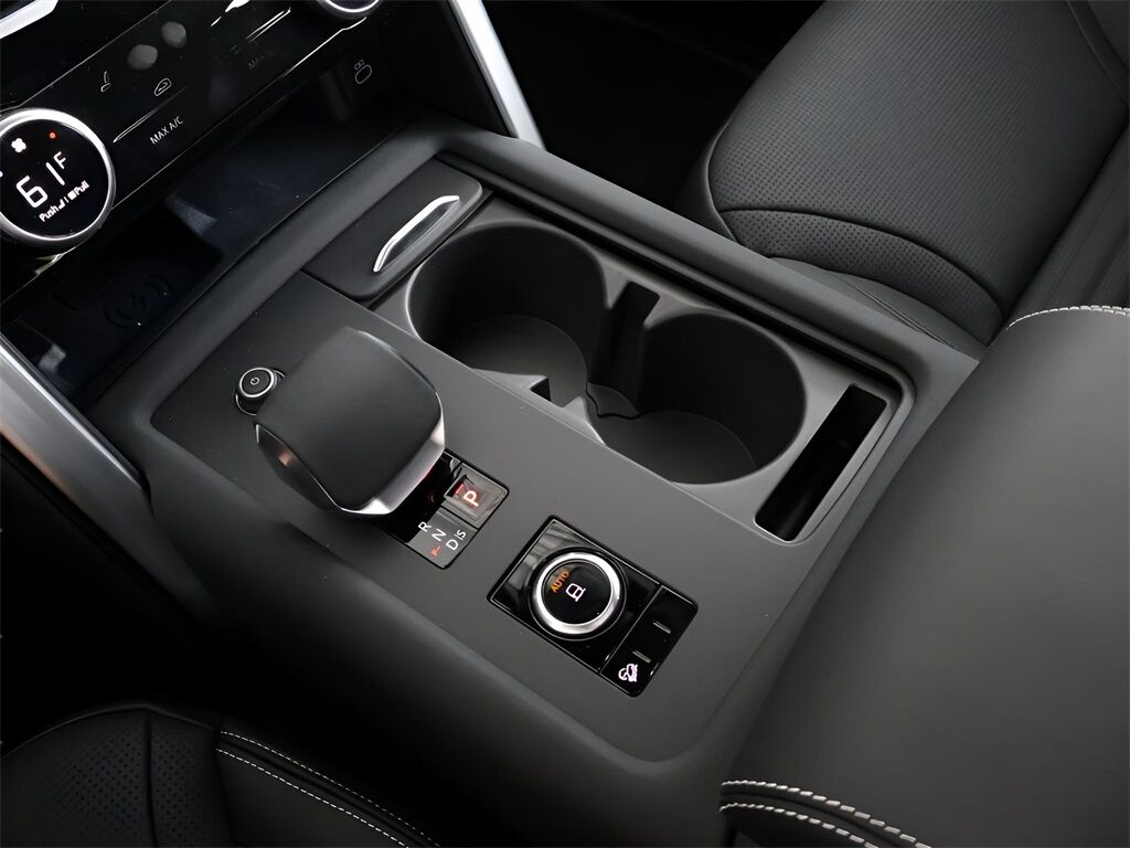 2025 Land Rover Discovery Metropolitan Edition San Clemente CA
