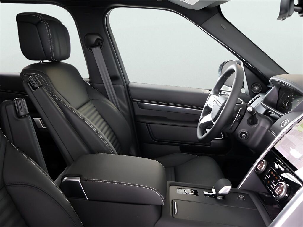 2025 Land Rover Discovery Metropolitan Edition San Clemente CA