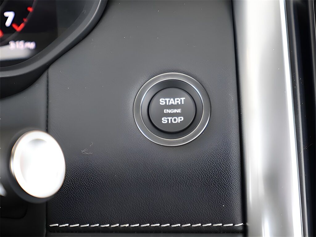 2025 Land Rover Discovery Metropolitan Edition San Clemente CA