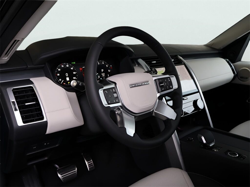 2025 Land Rover Discovery Metropolitan Edition San Clemente CA