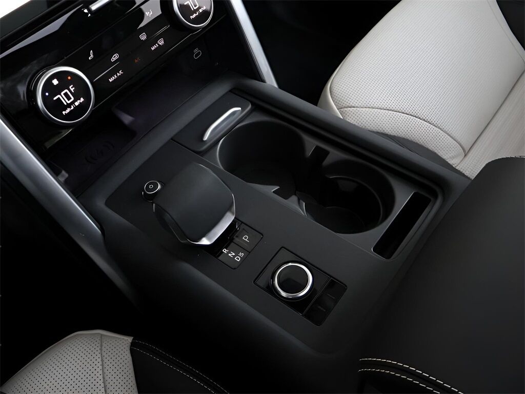 2025 Land Rover Discovery Metropolitan Edition San Clemente CA