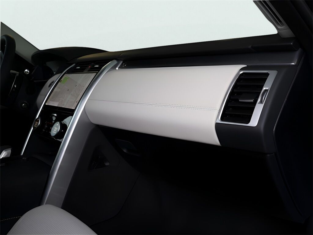 2025 Land Rover Discovery Metropolitan Edition San Clemente CA