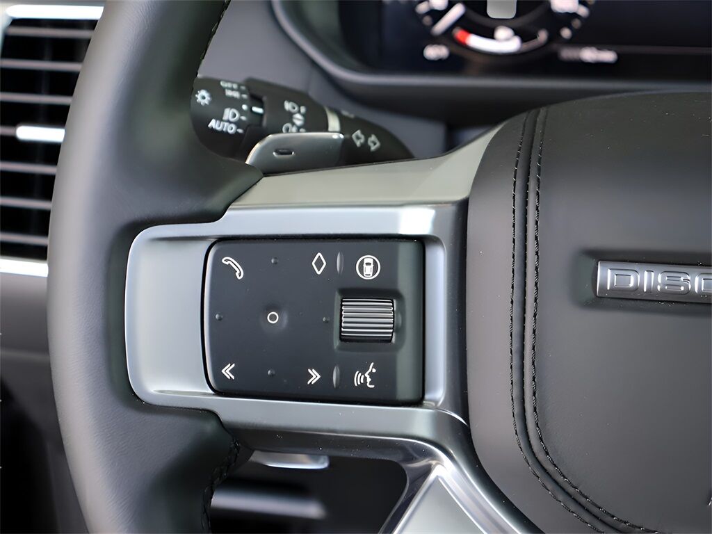 2025 Land Rover Discovery Metropolitan Edition San Clemente CA