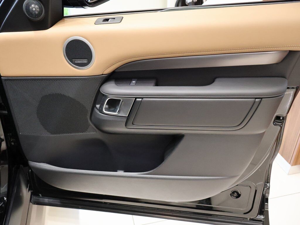 2025 Land Rover Discovery Metropolitan Edition San Clemente CA