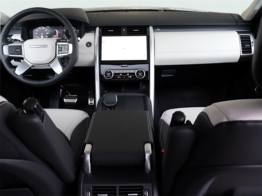 2025 Land Rover Discovery Metropolitan Edition San Clemente CA