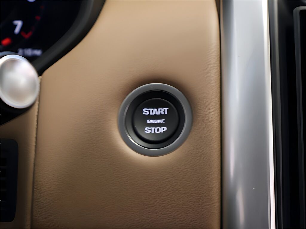 2025 Land Rover Discovery Metropolitan Edition San Clemente CA