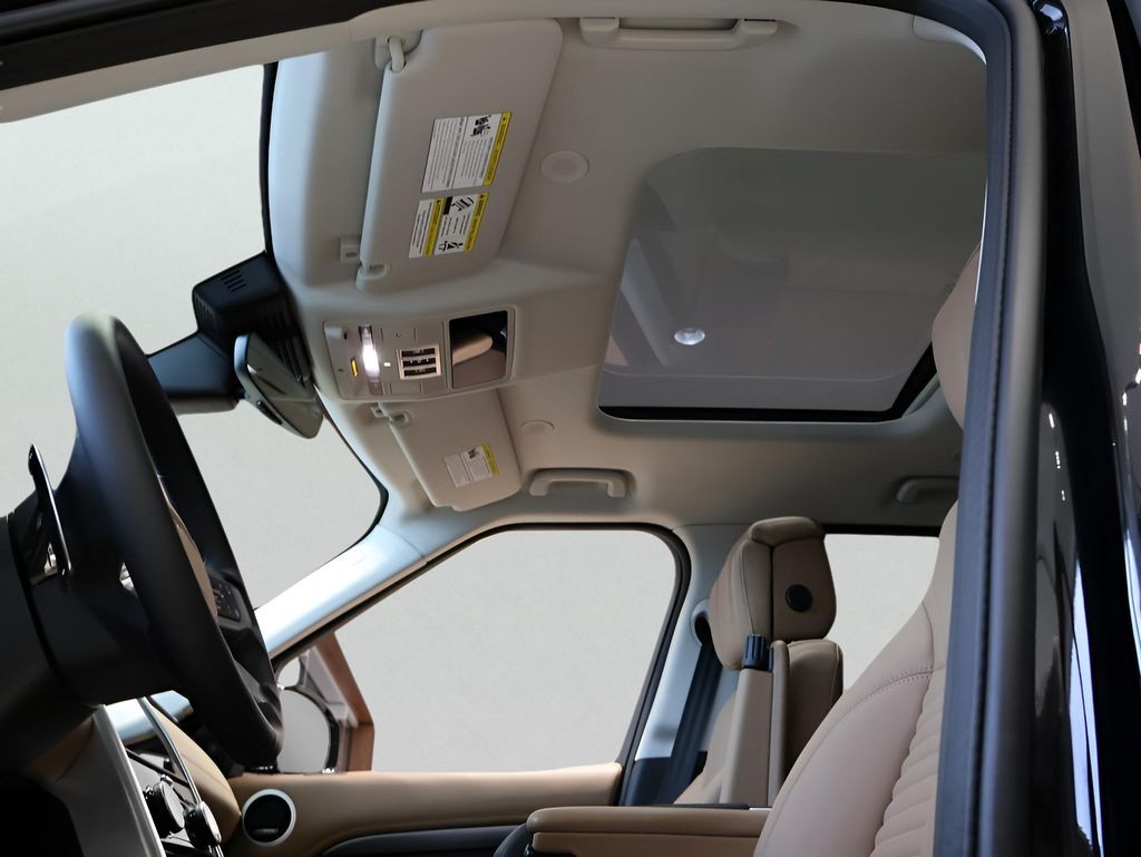 2025 Land Rover Discovery Metropolitan Edition San Clemente CA