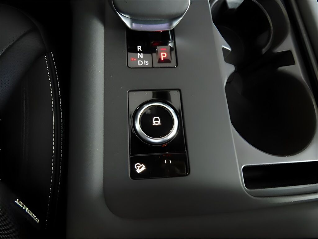 2025 Land Rover Discovery S San Clemente CA