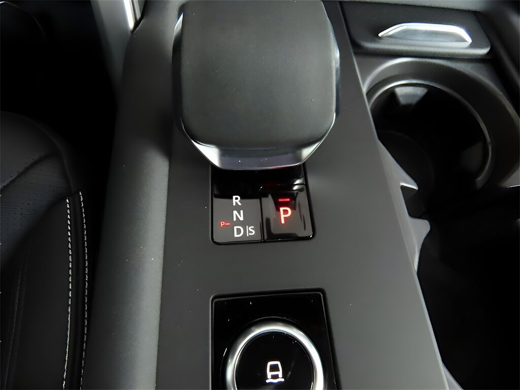 2025 Land Rover Discovery S San Clemente CA