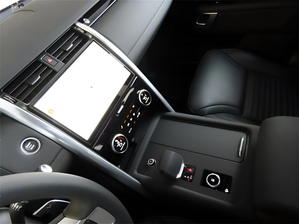 2025 Land Rover Discovery S San Clemente CA