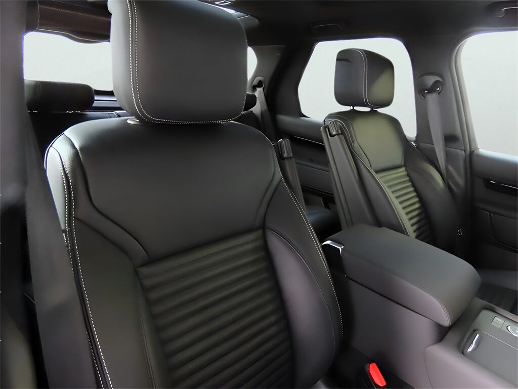 2025 Land Rover Discovery S San Clemente CA