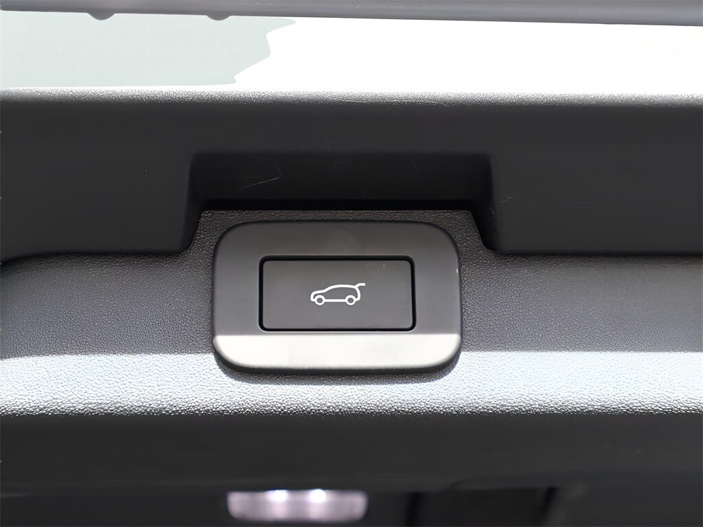 2025 Land Rover Discovery S San Clemente CA