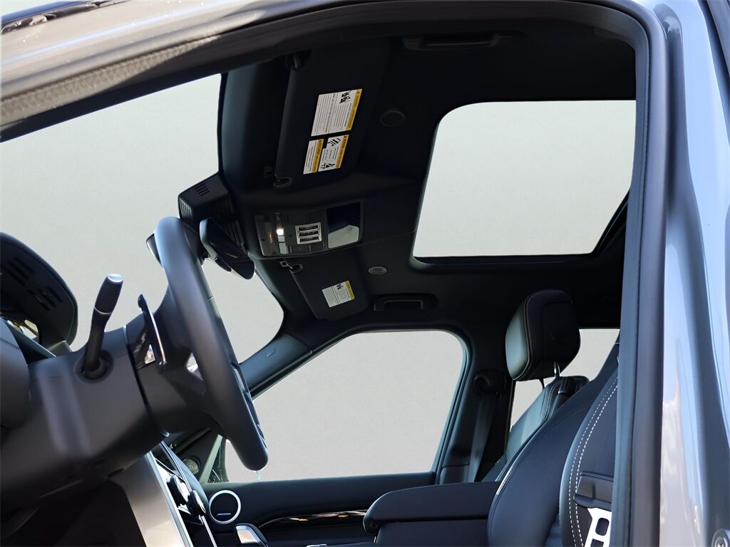 2025 Land Rover Discovery S San Clemente CA