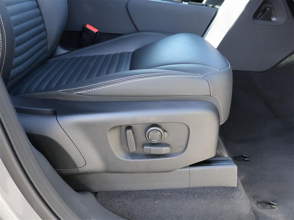 2025 Land Rover Discovery S San Clemente CA