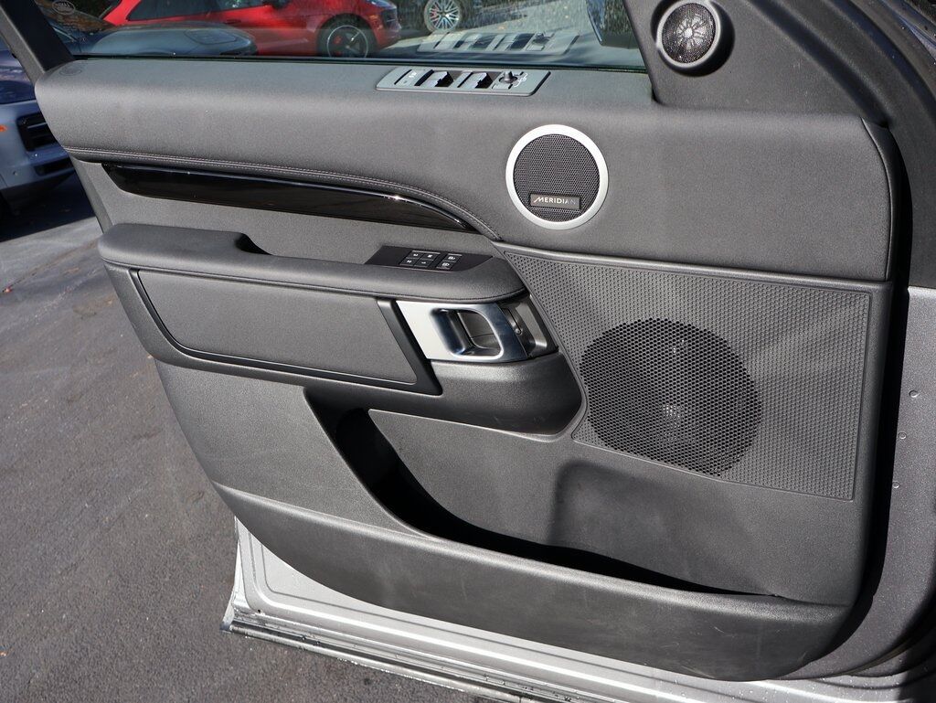 2025 Land Rover Discovery S San Clemente CA