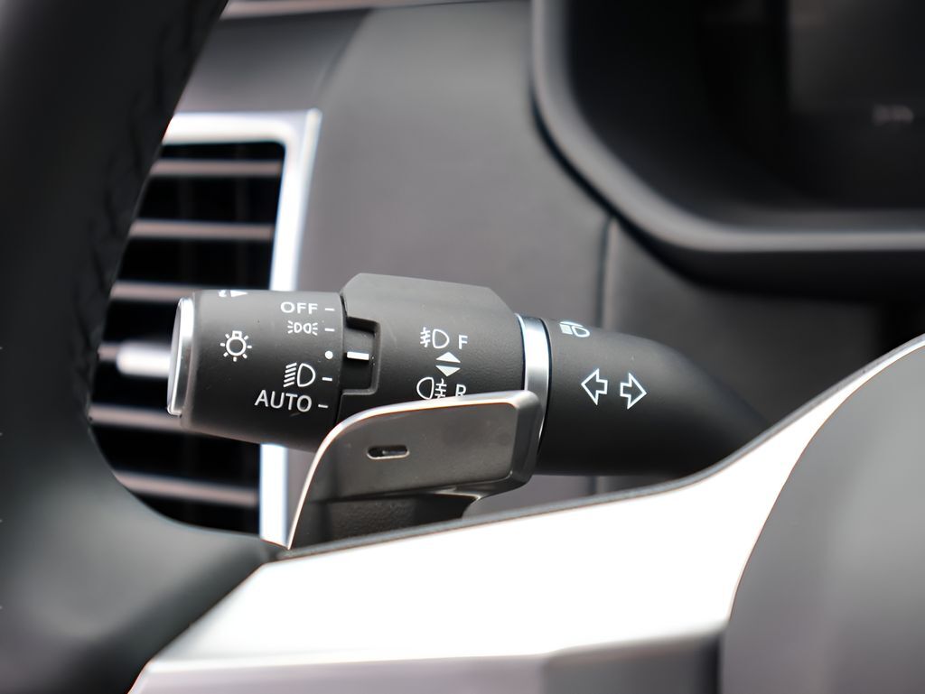 2025 Land Rover Discovery S San Clemente CA