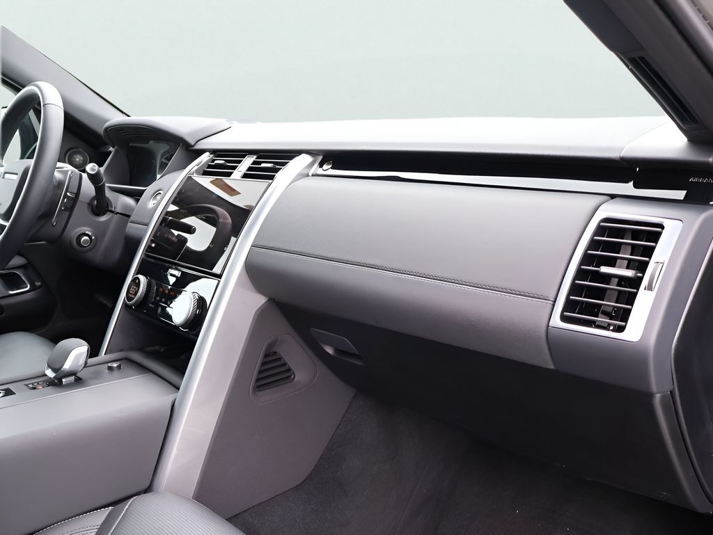 2025 Land Rover Discovery S San Clemente CA