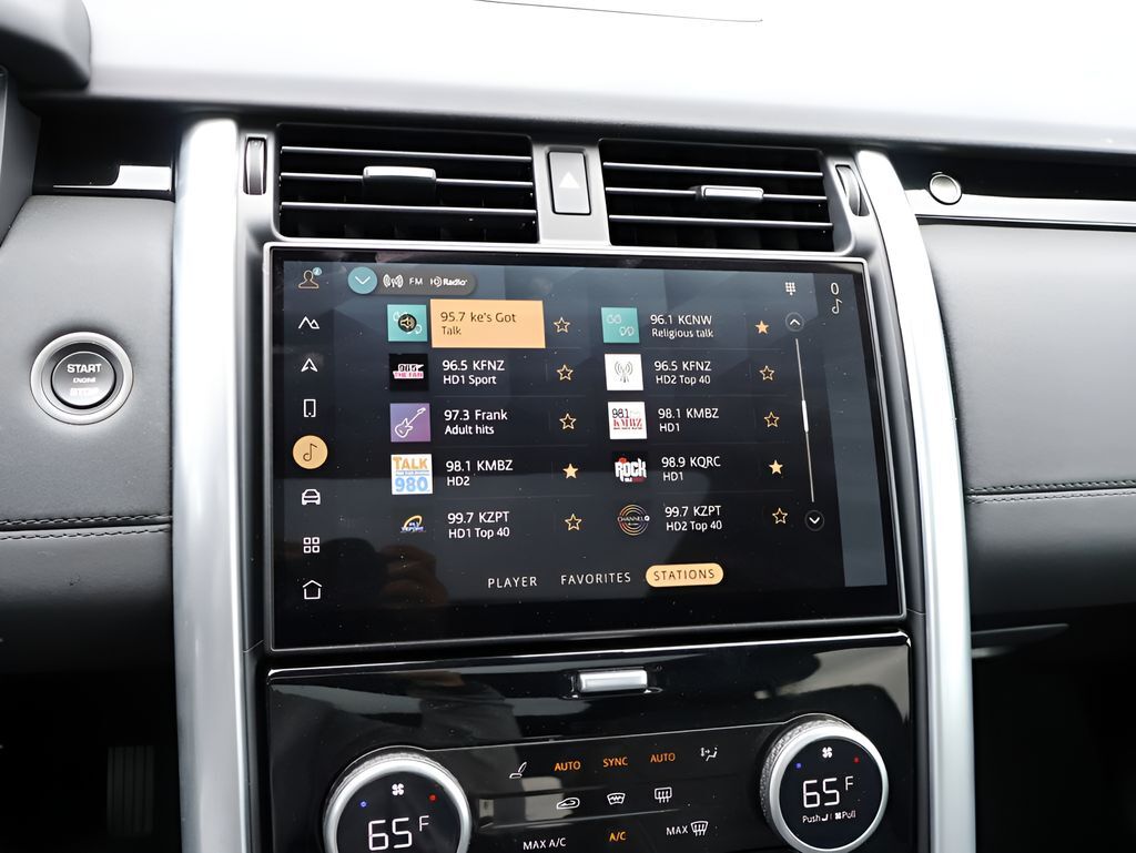 2025 Land Rover Discovery S San Clemente CA