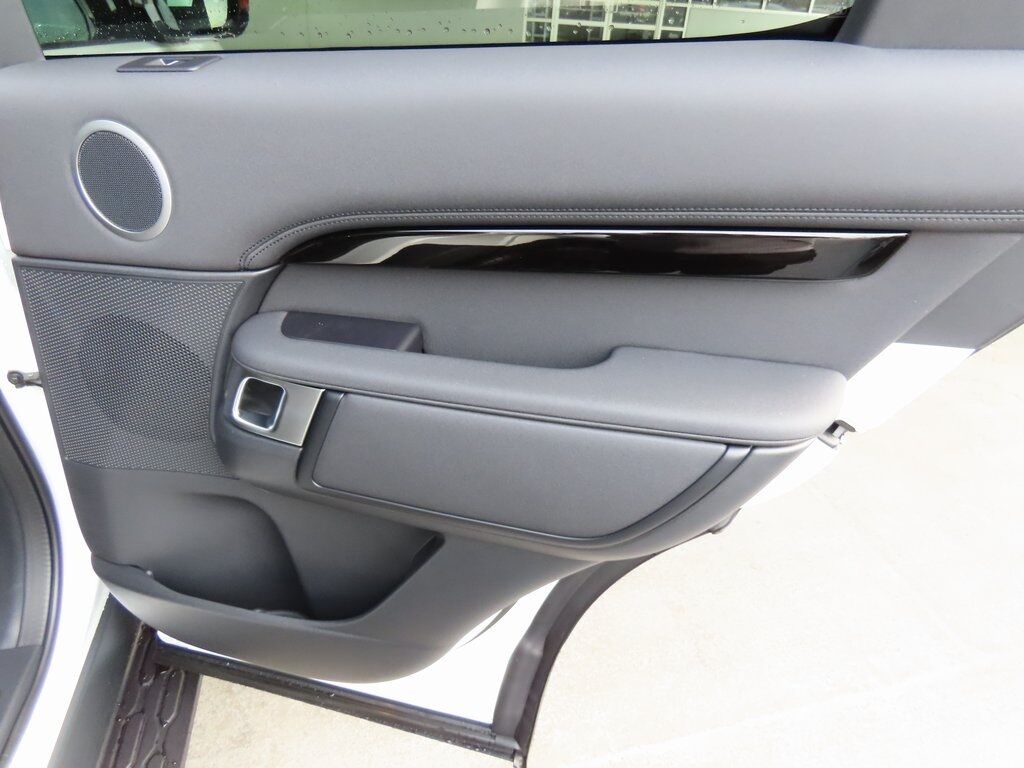 2025 Land Rover Discovery S San Clemente CA