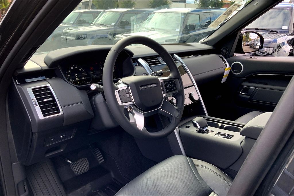 2025 Land Rover Discovery S San Jose CA