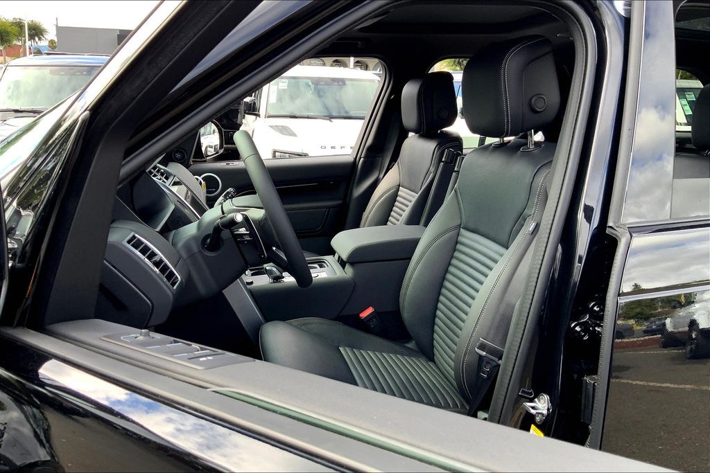 2025 Land Rover Discovery S San Jose CA