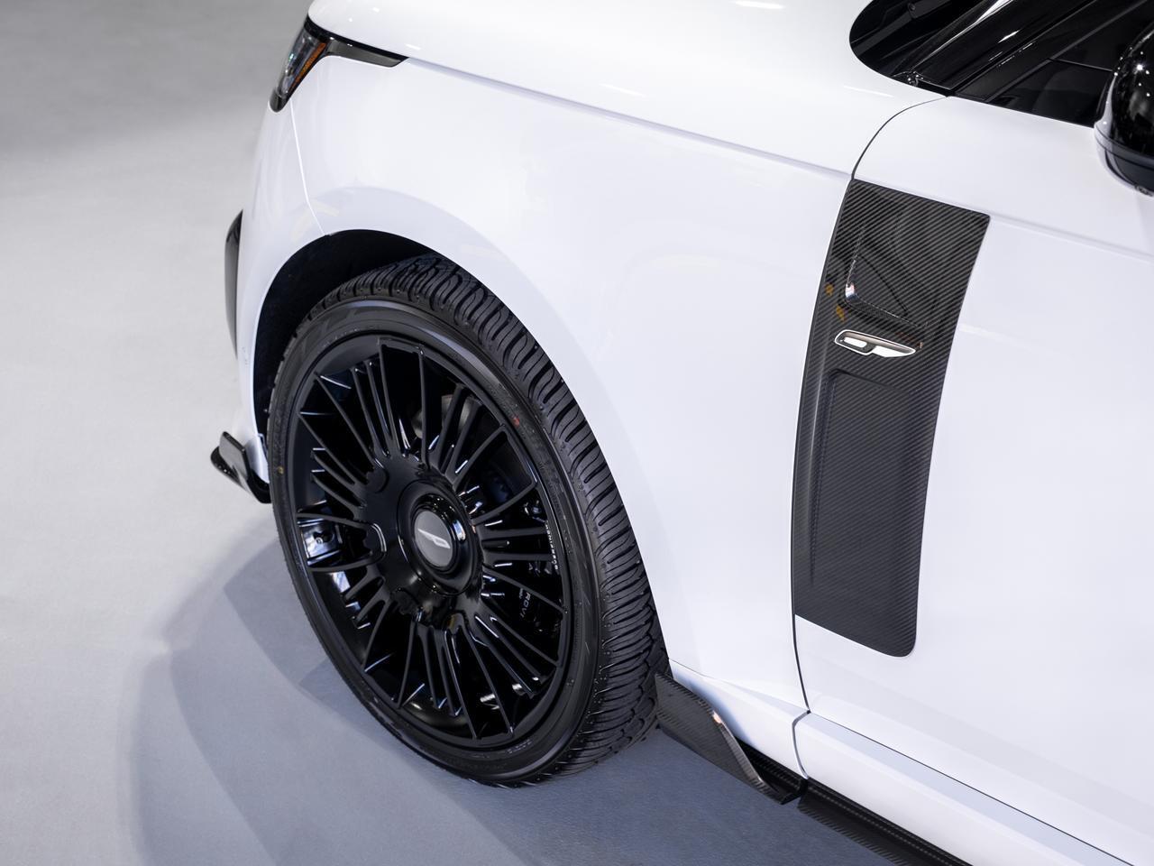 2025 Land Rover Discovery Sport SE