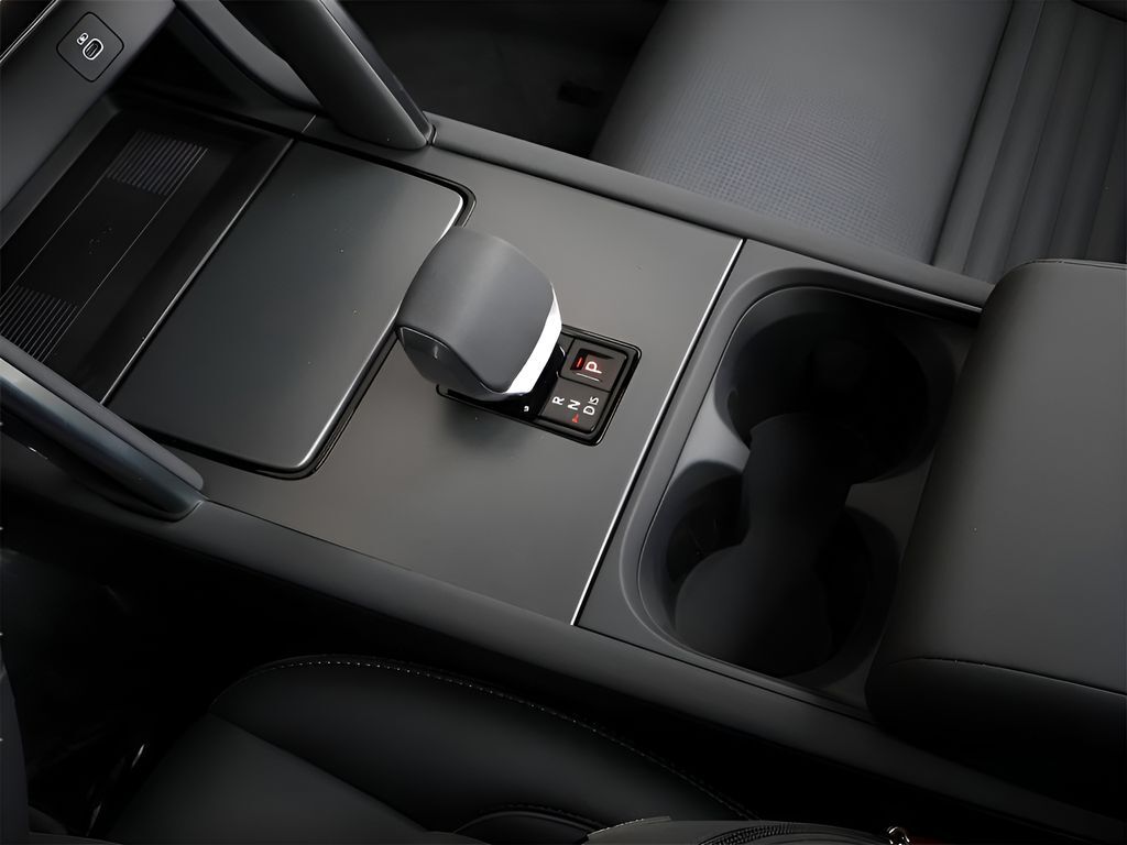 2025 Land Rover Discovery Sport SE San Clemente CA