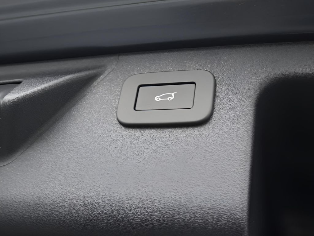 2025 Land Rover Discovery Sport SE San Clemente CA