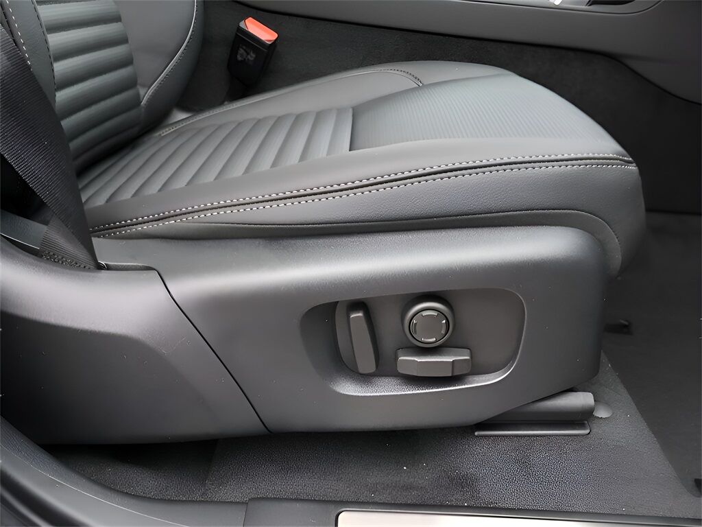 2025 Land Rover Discovery Sport SE San Clemente CA