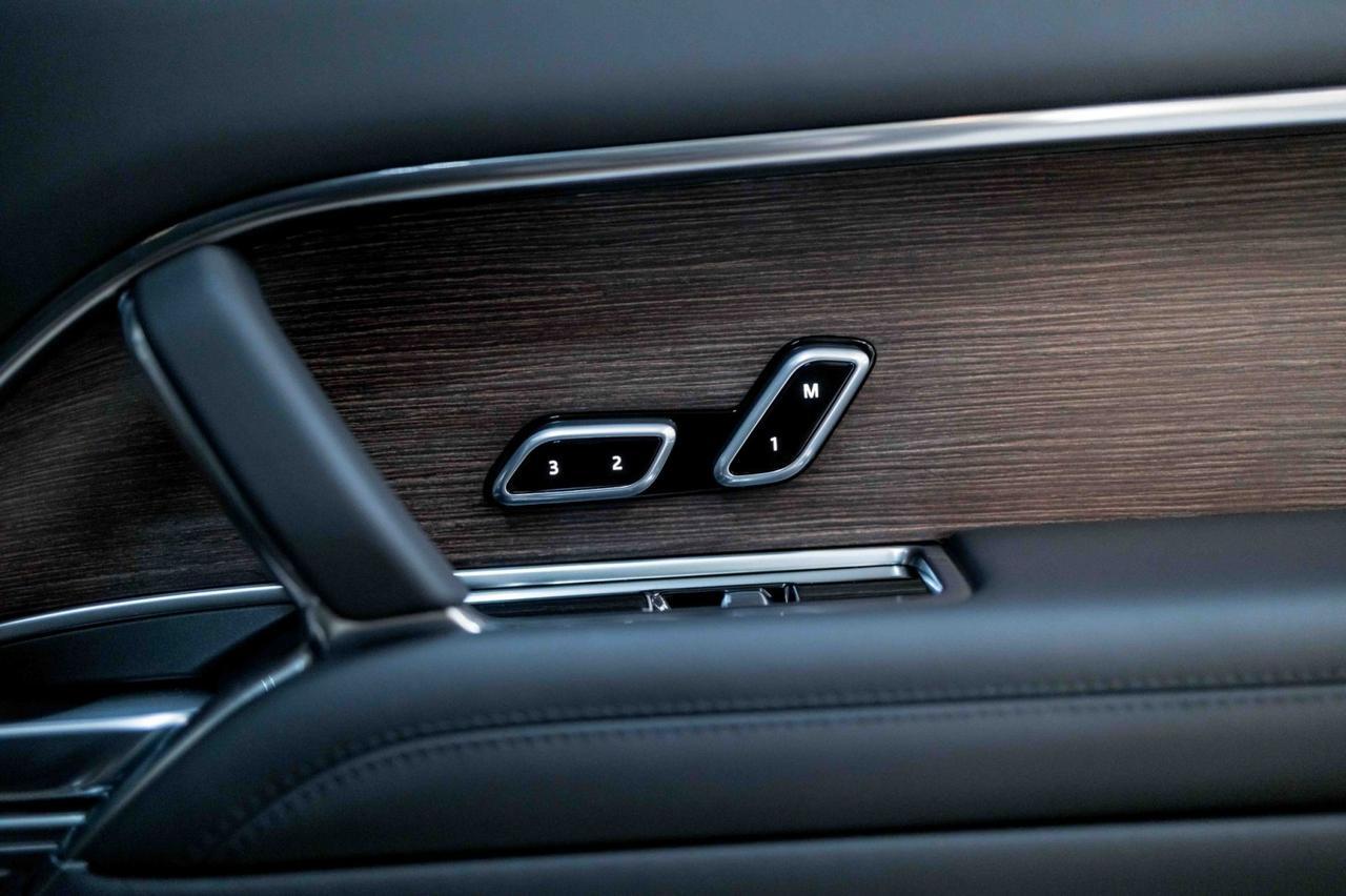 2025 Land Rover Range Rover Autobiography Marietta GA 2025 Land Rover Range Rover Autobiography Marietta GA