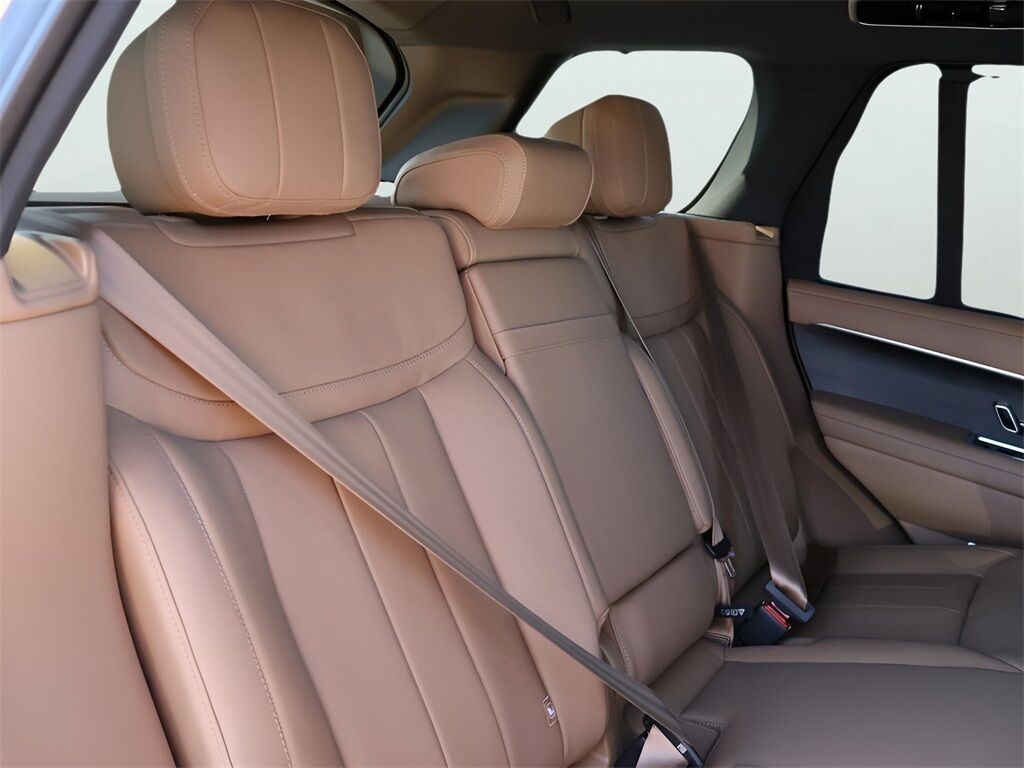 2025 Land Rover Range Rover Plug-In Hybrid SE San Clemente CA