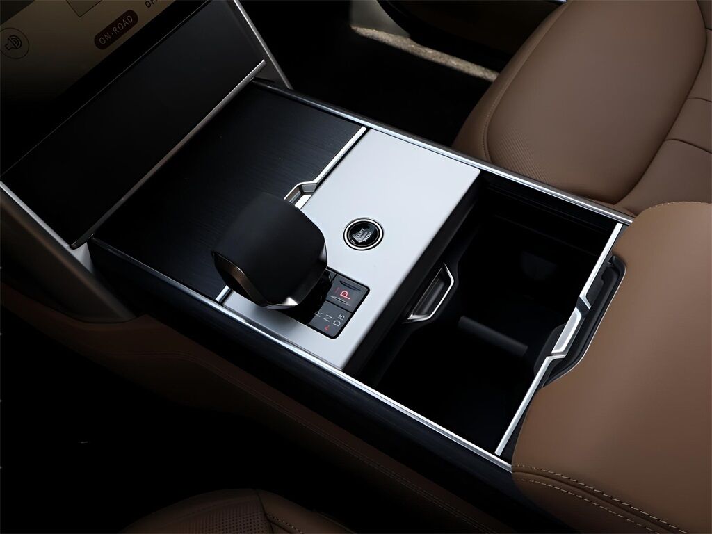 2025 Land Rover Range Rover Plug-In Hybrid SE San Clemente CA