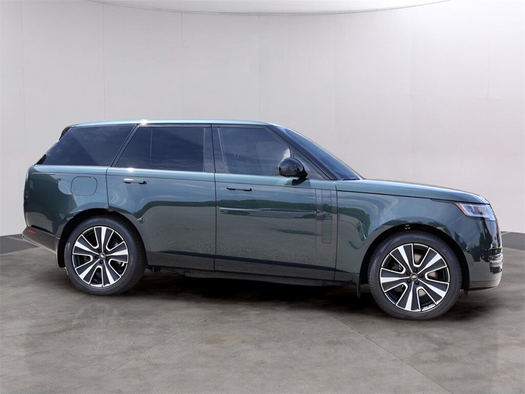 2025 Land Rover Range Rover Plug-In Hybrid SE San Clemente CA