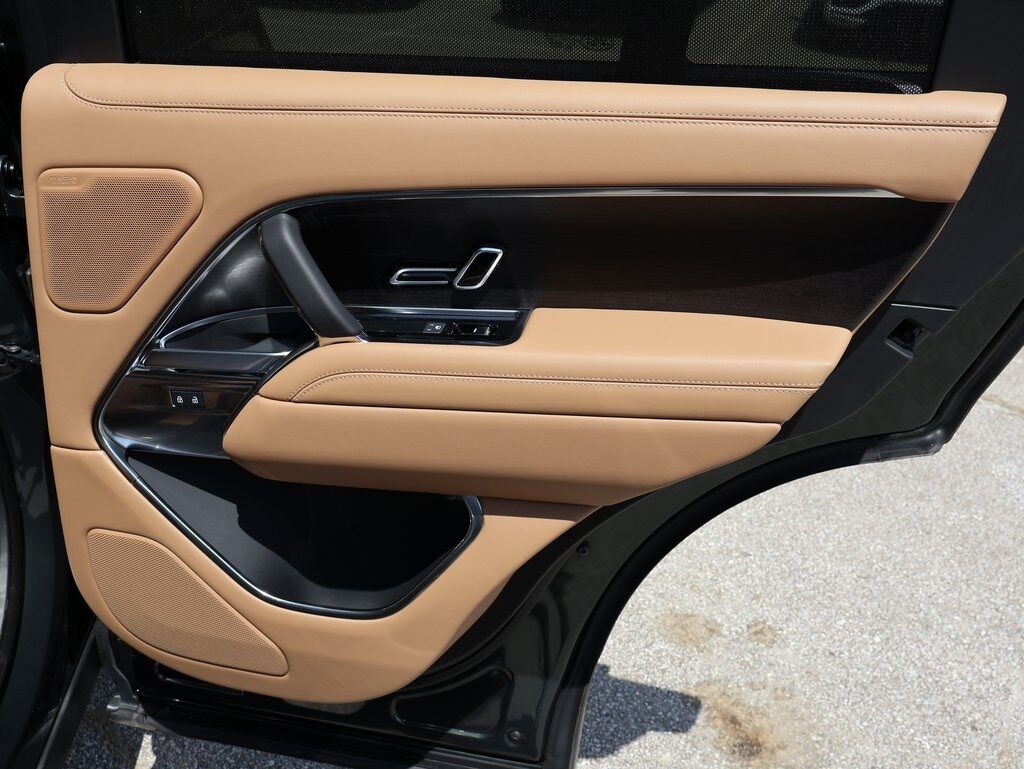 2025 Land Rover Range Rover Plug-In Hybrid SE San Clemente CA