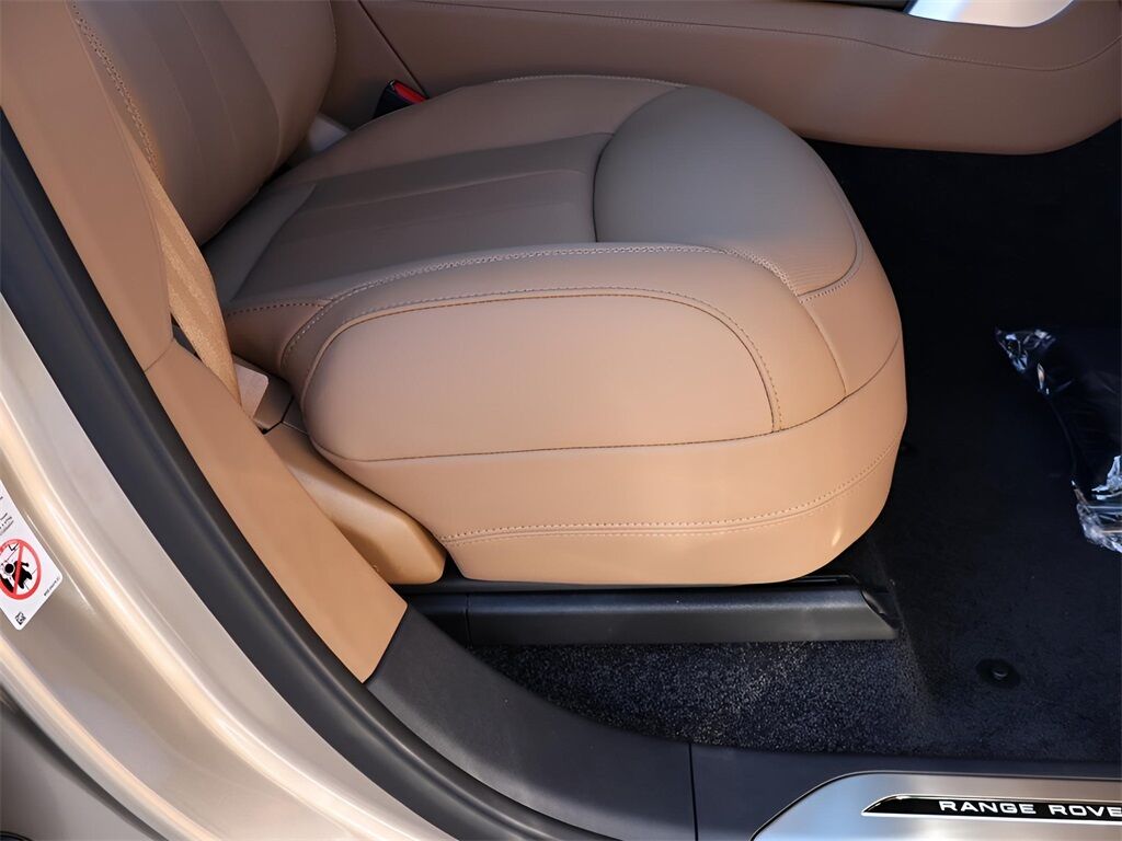 2025 Land Rover Range Rover Plug-In Hybrid SE San Clemente CA