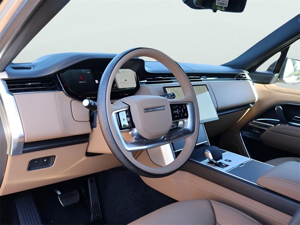 2025 Land Rover Range Rover Plug-In Hybrid SE San Clemente CA